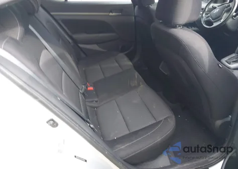 2017 Hyundai Elantra Value Edition из США, поврежденный, VIN 5NPD84LF2HH149042